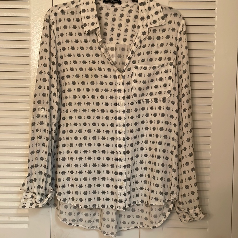 Black and white long sleeve blouse
